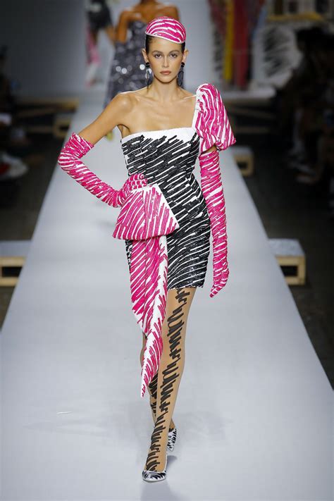 Moschino Spring 2019 Ready To Wear Fashion Show Collection See The