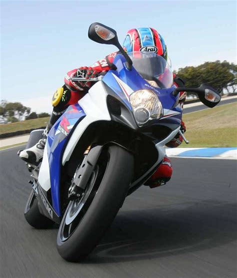 Suzuki Gsx R1000 2007 2008 Review Specs And Prices Mcn