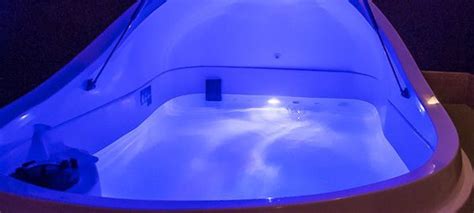 ultimate relaxation experience  float brothers spa  destin