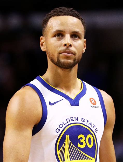 nba star steph curry honored breonna taylor    golf