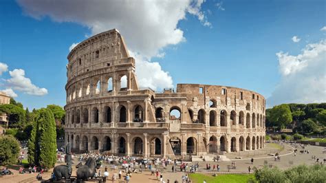 tempat wisata bersejarah  wajib kamu kunjungi  kota roma