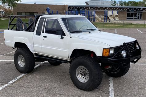 modified  toyota pickup xtracab   speed  sale  bat auctions sold