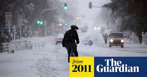 new zealand blizzards heaviest in 50 years new zealand the guardian