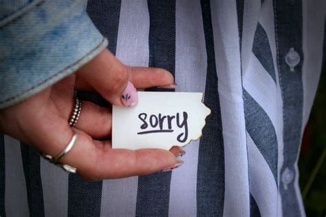Hide Notes That Say I M Sorry In The Pockets Of Their Clothes Best
