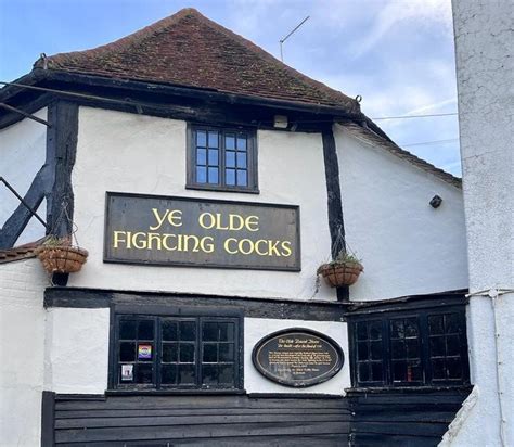 st albans england s oldest pub ye olde fighting cocks closes bbc news