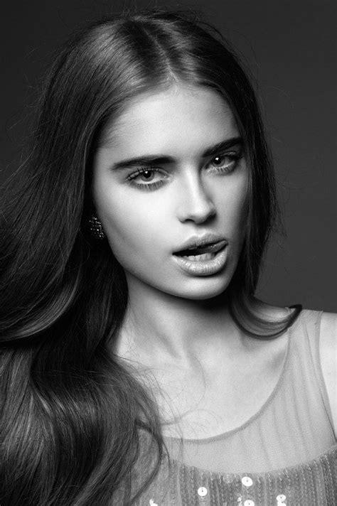 254 Best Just Beautiful Bw Images On Pinterest Good Looking Women