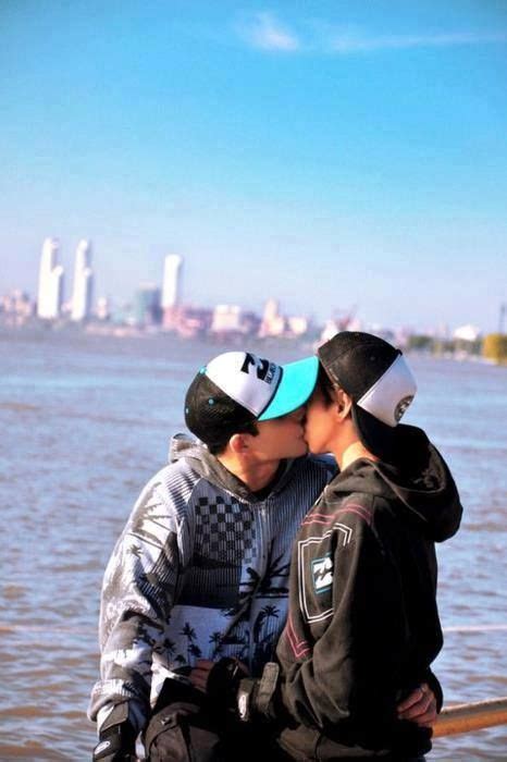 pin on ♥ gay couples