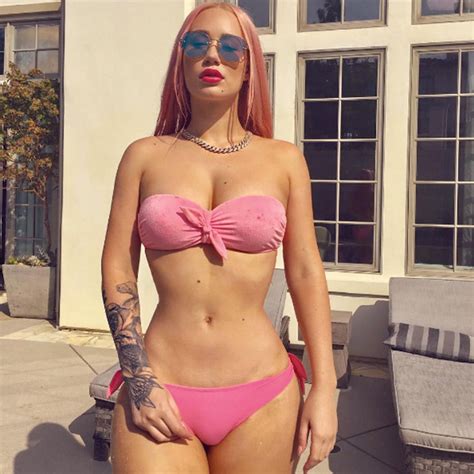 iggy azalea flaunts bikini body in new pic fans go nuts