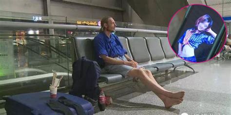 This Man Waited 10 Days In An Airport To Meet His Girlfriend Who Never