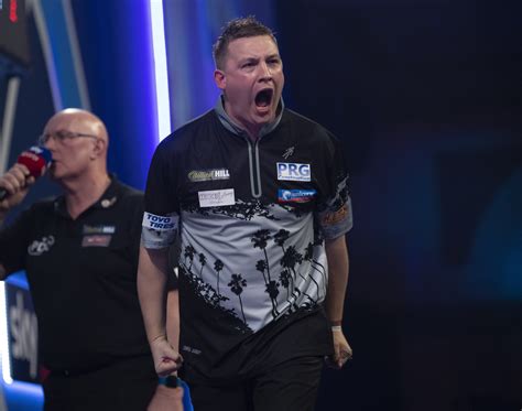 dobey claims  pdc ranking title  players championship  livedarts