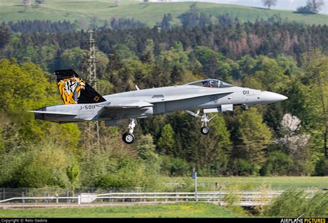 switzerland air force mcdonnell douglas   hornet  emmen photo id