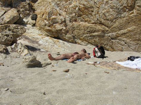 naked guys sunbathing spycamfromguys hidden cams spying on men