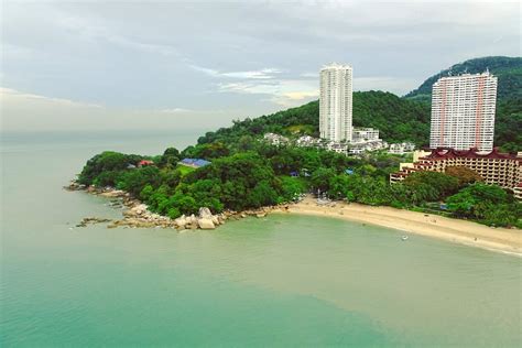 sea luxury beachfront condo  batu ferringhi reviews penang