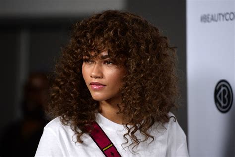 Zendaya Uses This Product On Her Curls Essence