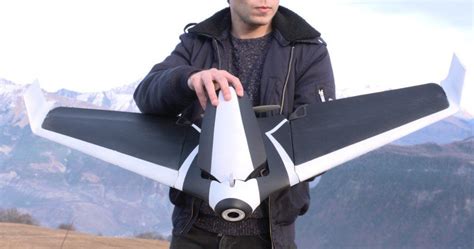 parrot disco il video del primo volo inaugurale del nuovo drone alato drone design  drone