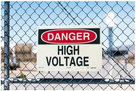difference  high voltage   voltage