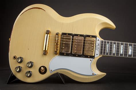 gibson custom shophistoric sg custom  pu classic white heavy aged world guitars