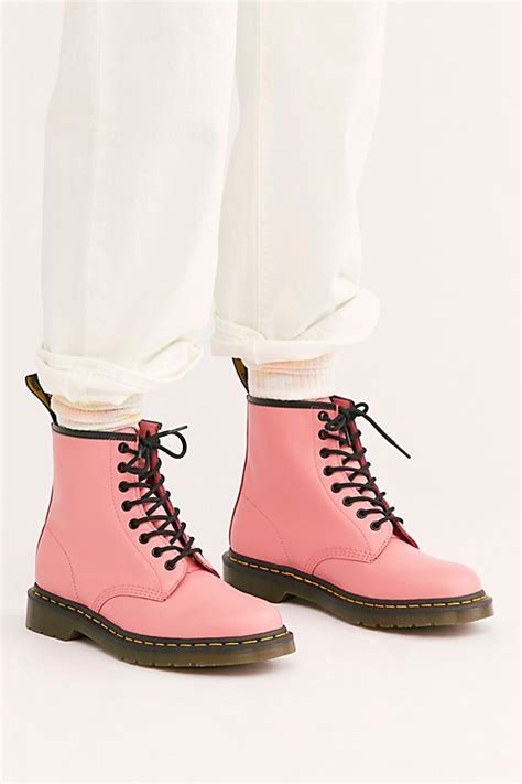 dr martens  smooth lace  boots boots pink  martens martens