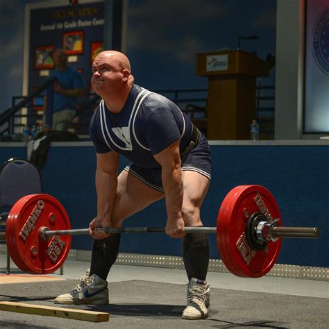 sport athletes lift heavy weights evidence based training
