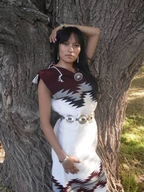 Pin By Deriviere On Les Indiens Du Monde Native American Fashion