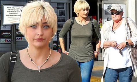 paris jackson smiles as she meets cancer stricken mom debbie rowe for lunch daily mail online