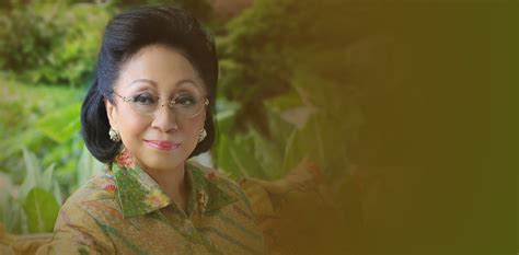 martha tilaar pengusaha perempuan  sukses asli indonesia