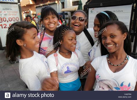 santo domingo dominican republic ciudad colonial calle el