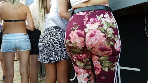 Candid Fine Latina Insane Booty In Flowered Leggings