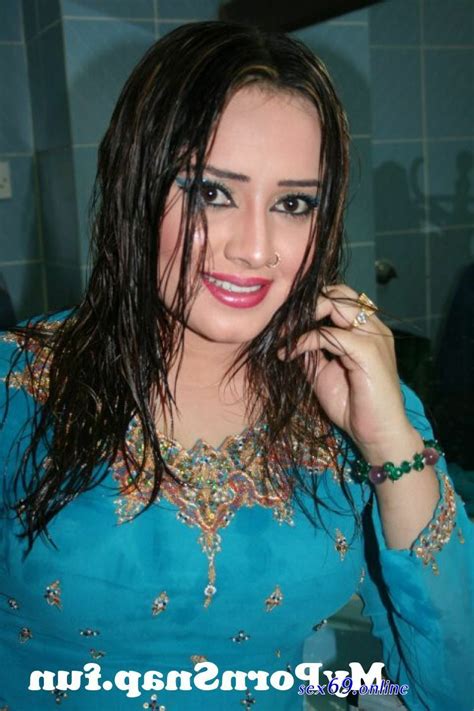 Download Nadia Gul Sexcy Sexy Photos