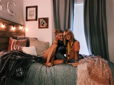 Pin By Anna Grace On Georgia Southern College Dorm Dorm Pictures