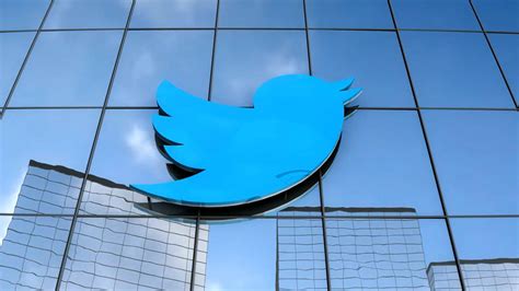 Twitter Pauses Blue Tick Verification Process After Fake Accounts
