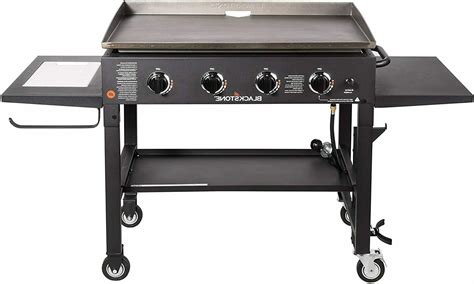 blackstone   outdoor flat top gas grill