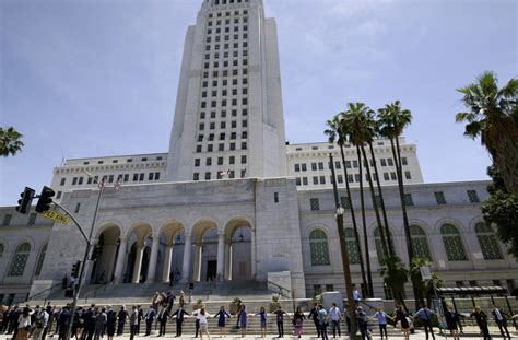 Audio City Of La Paid 2 5m To Settle 7 Sexual Harassment Cases 89 3