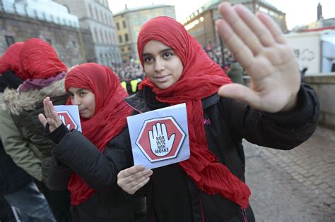 thousands of people in sweden show the right way to respond to