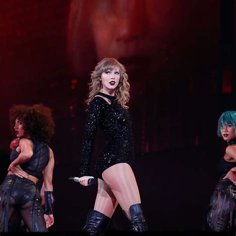 Taylor Swift Reportedly Used Facial Recognition Tech At A Concert To
