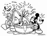 Coloring Mickey Friends Pages Mouse Disneyclips Pluto Bath Getting sketch template