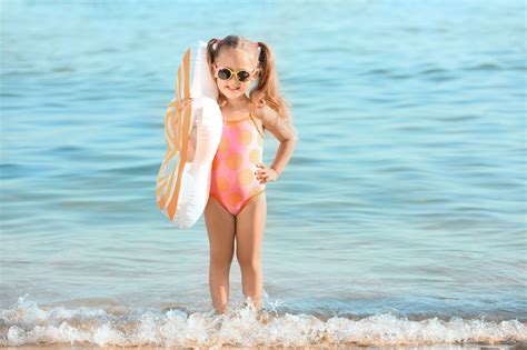 zwemkleding voor kinderen van broek  short voor jongens en badpak  bikini voor meisjes