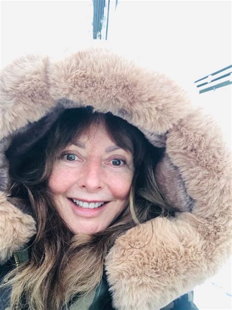 Carol Vorderman 60 Shows Off Natural Beauty With Gorgeous No Makeup