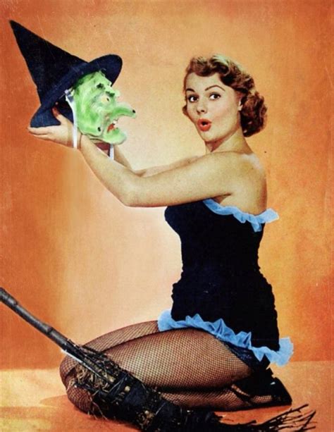 Vintage Holly Ween 22 Color Pics Of Classic Beauties In Halloween