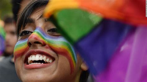 India Despenaliza El Sexo Entre Parejas Homosexuales En Un Fallo