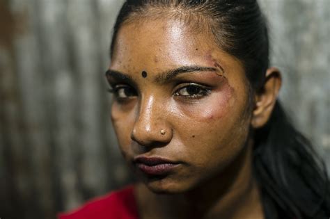 heartbreaking photos reveal what life is like in a legal bangladeshi