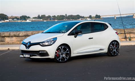 renault clio rs  trophy review video performancedrive