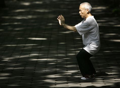tai chi  medication  motion helps people  heart failure
