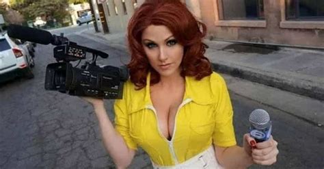 16 Sexy April O Neil Cosplays That Will Make You Say Cowabunga