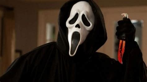 scream ghostface    killing    images fan fest news