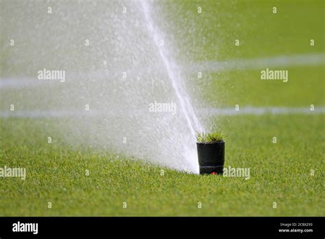 watersprinkler  res stock photography  images alamy