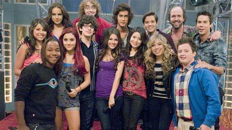 image nickelodeon iparty cast photograph icarly cast  victorious castjpg victorious wiki