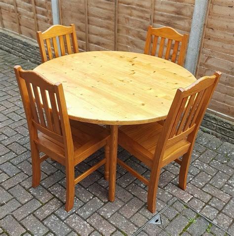 solid pine dining table   pine chairs  furniture