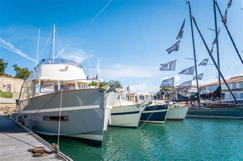 rhea trawler   sale cardinal yacht sales