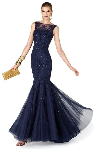 tips to look like a princess in a navy blue prom dress navy blue dress